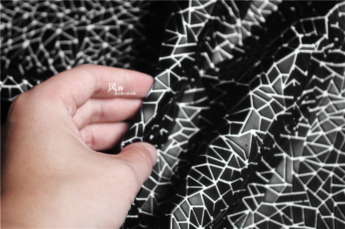 PU Fabric Black Irregular Shap – обзор и цена Is Sewing Textile Art